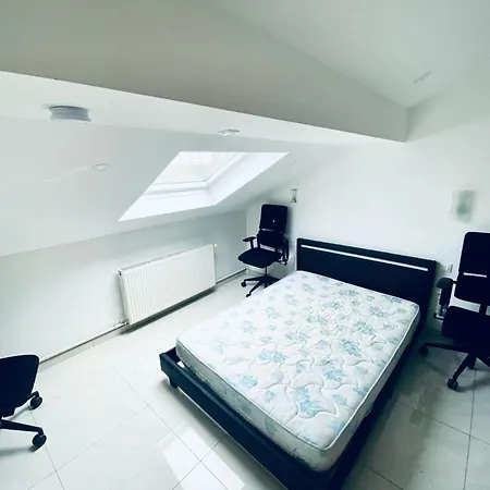 Ubytování v soukromí V6 - Double - 5 Minutes Du Luxembourg *